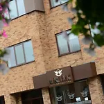 Airlink Hotel
